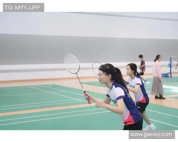 陈丽专访：从青涩小将到羽毛球女王的成长之路与心路历程