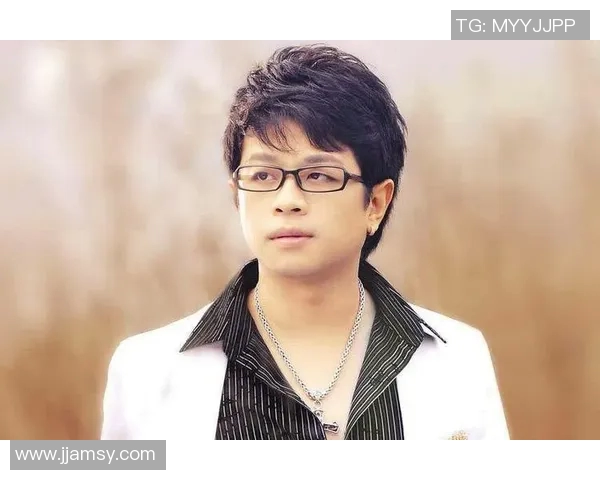 王强谈网球生涯：从青涩少年到职业选手的心路历程与成长故事