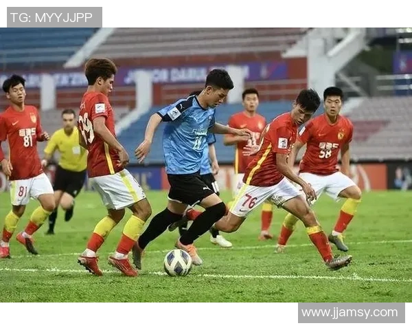 赛后分析:上海足球队与广州足球队心理素质的较量与启示 赛后分析:上海足球队与广州足球队心理素质的较量与启示